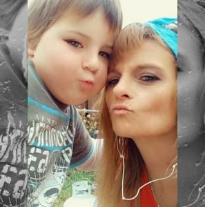 Meet your Posher, Becky